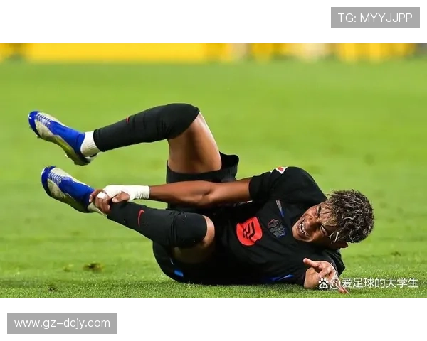 国王杯冲突中亚马尔怒斥莫利纳